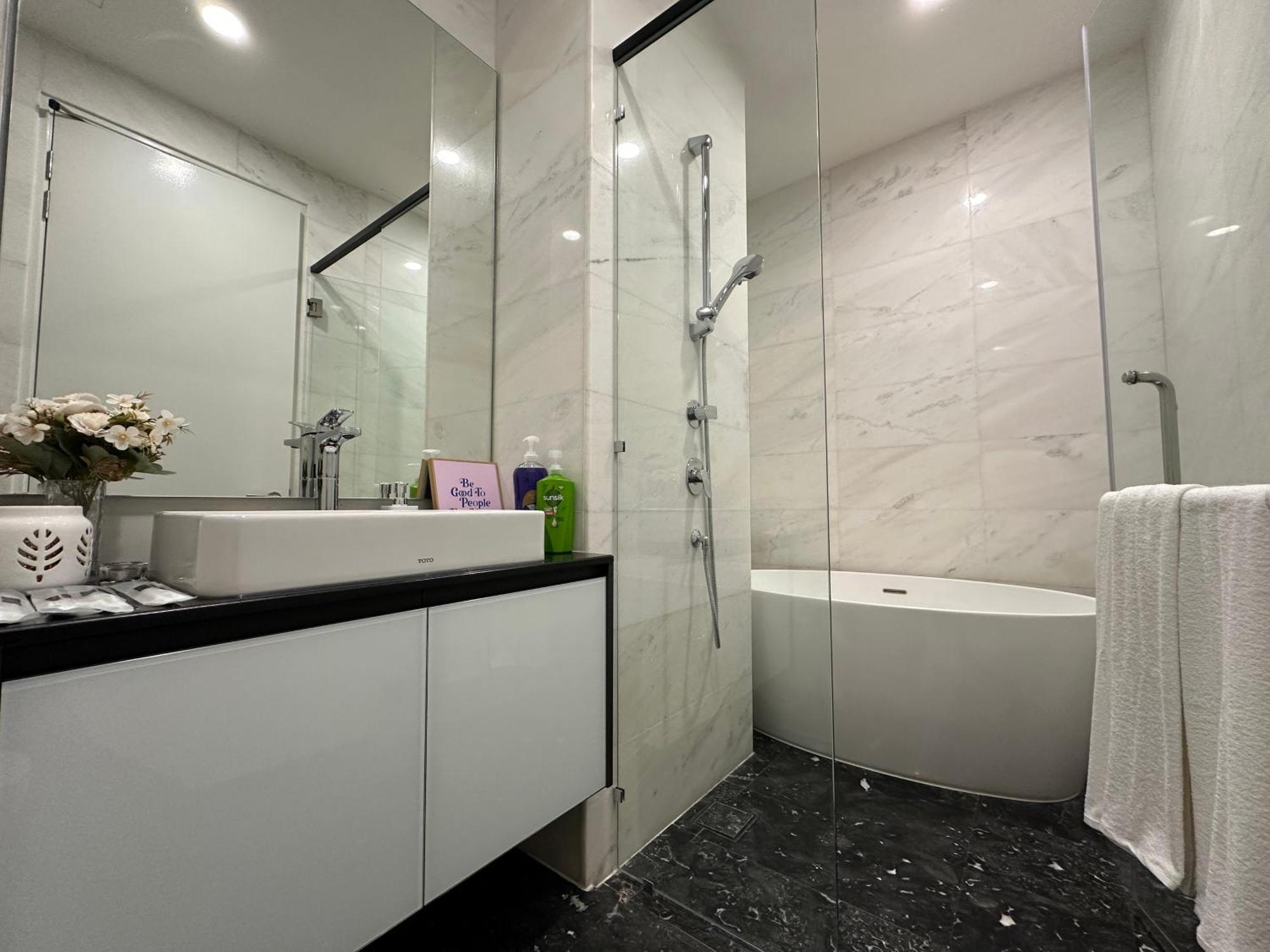 Royce Residences By Romeo Bnb Kuala Lumpur Esterno foto