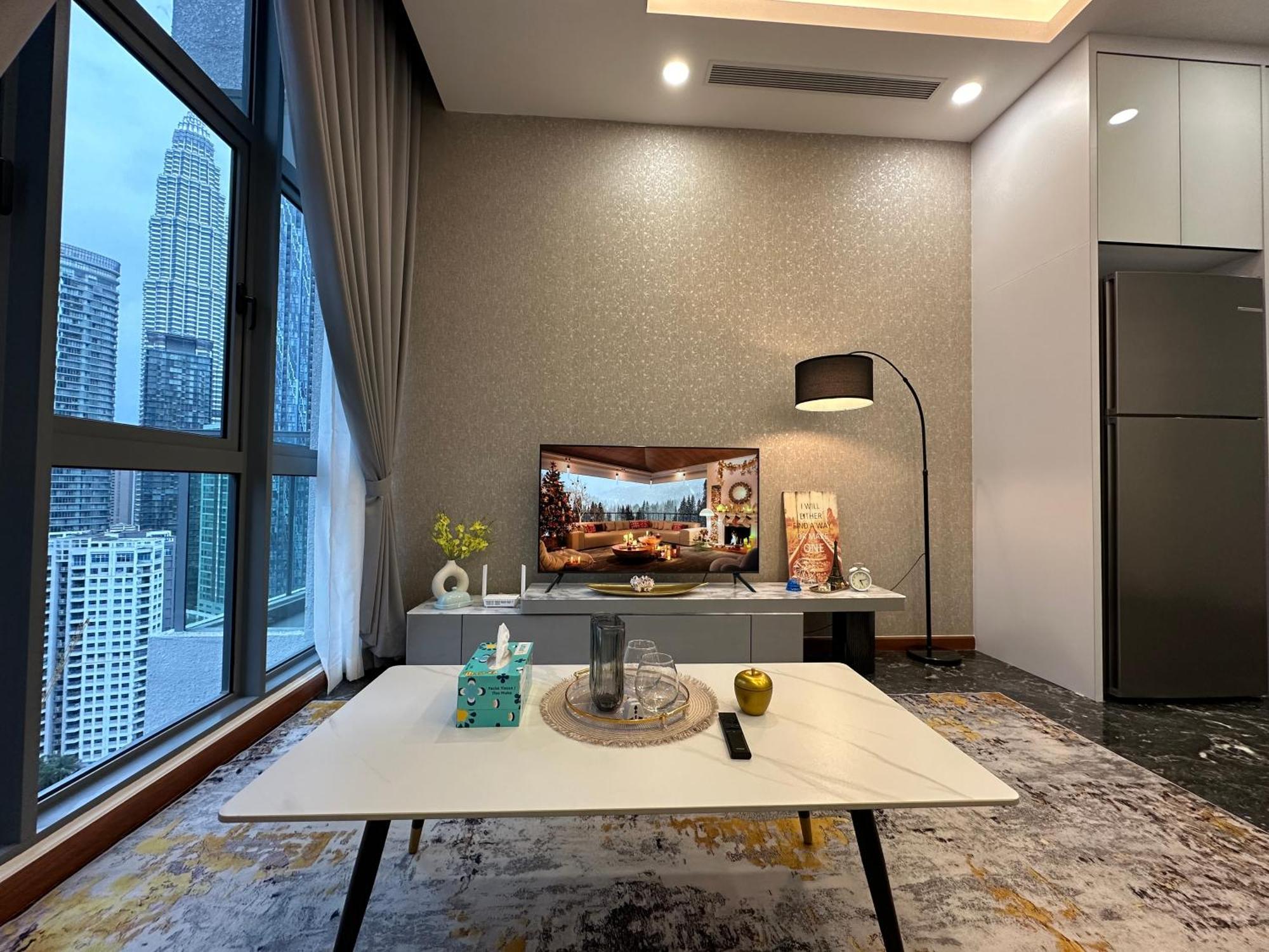 Royce Residences By Romeo Bnb Kuala Lumpur Esterno foto